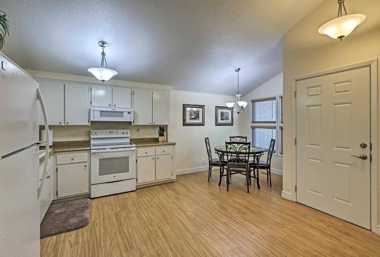 Flagstaff Townhome With Deck Easy Access Downtown! Екстер'єр фото