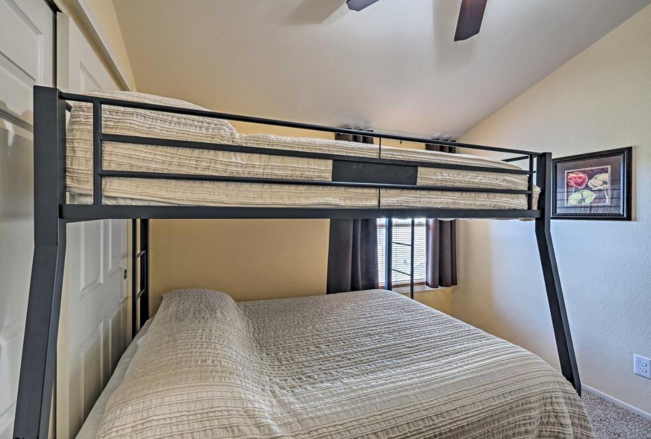 Flagstaff Townhome With Deck Easy Access Downtown! Екстер'єр фото