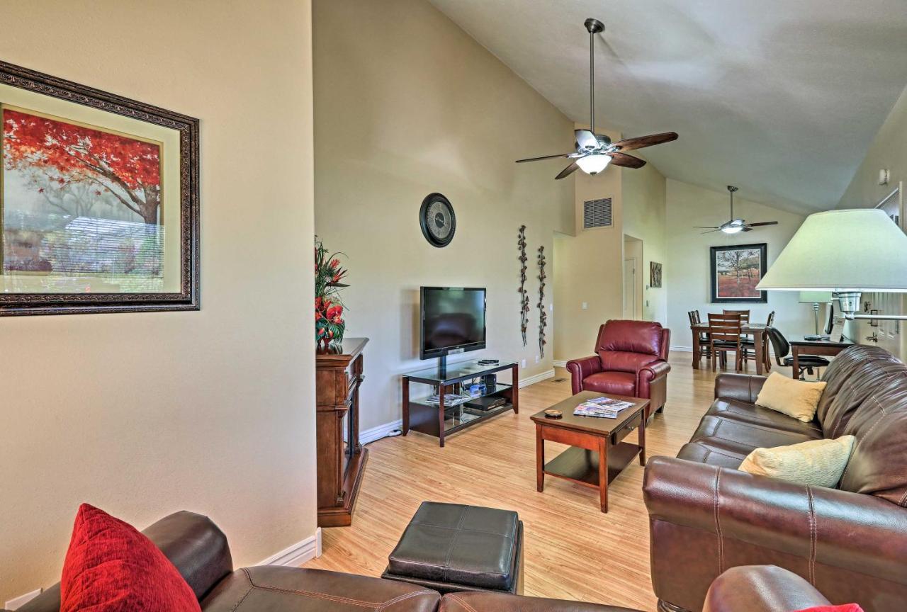 Flagstaff Townhome With Deck Easy Access Downtown! Екстер'єр фото