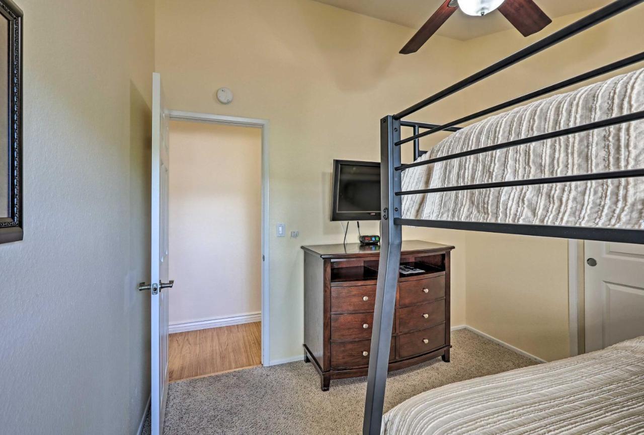 Flagstaff Townhome With Deck Easy Access Downtown! Екстер'єр фото