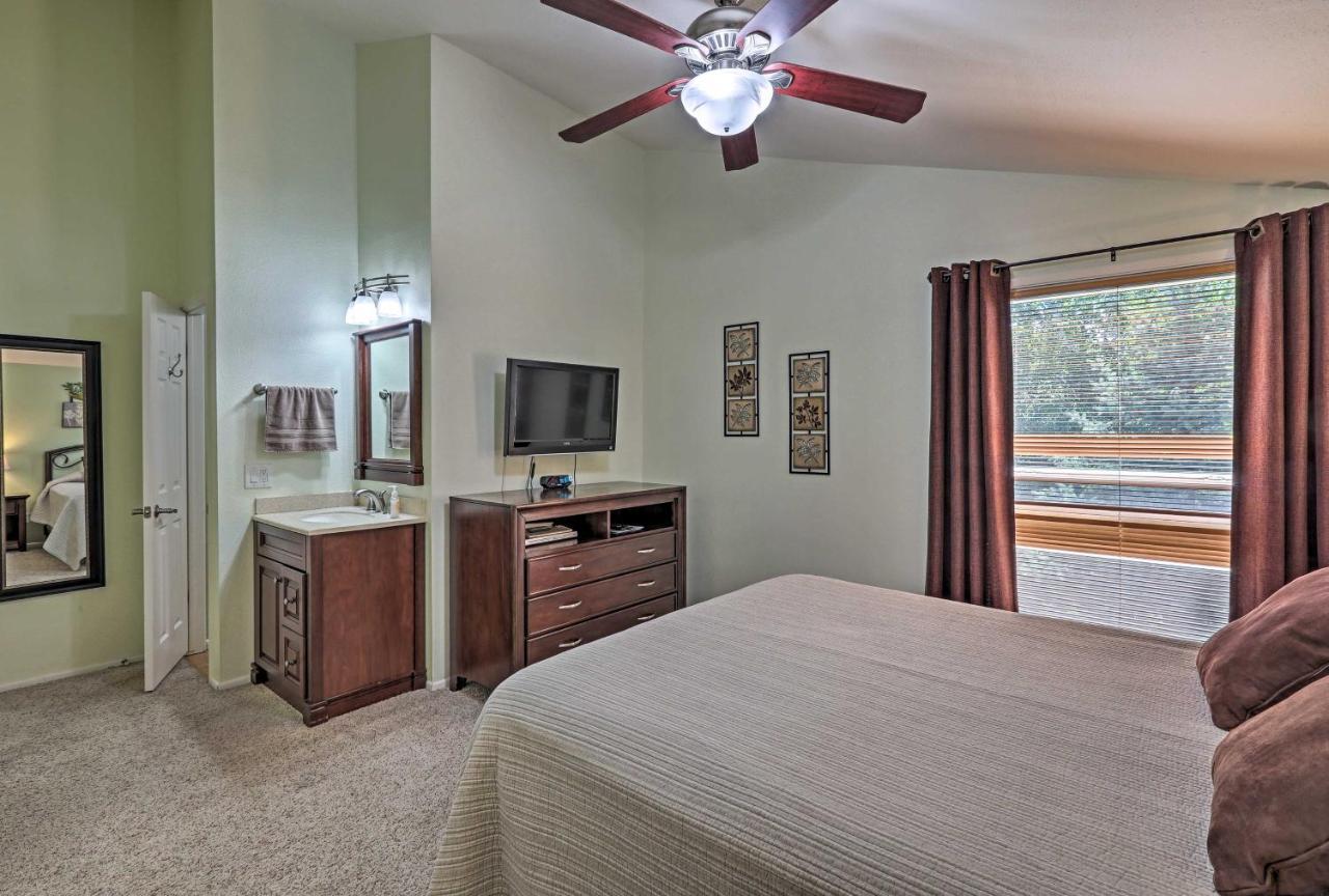 Flagstaff Townhome With Deck Easy Access Downtown! Екстер'єр фото